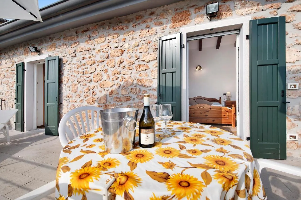 Rustico Alle Fornare Torri Del Benaco Holiday home